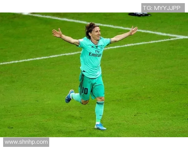 数据揭示：莫德里奇本赛季表现起伏不定