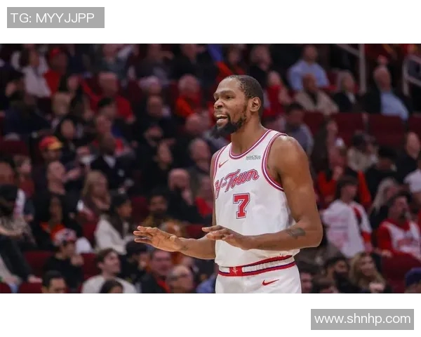 杜兰特赛场爆发小插曲，裁判如何处理？